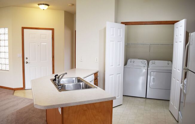 2 beds, 2 baths, 1,125 sqft, $1,310, Unit 3902-C-102