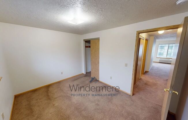 2 beds, 1 bath, 828 sqft, $1,095, Unit 20