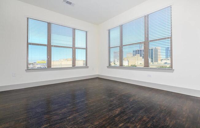 2 beds, 2 baths, 1,270 sqft, $2,112