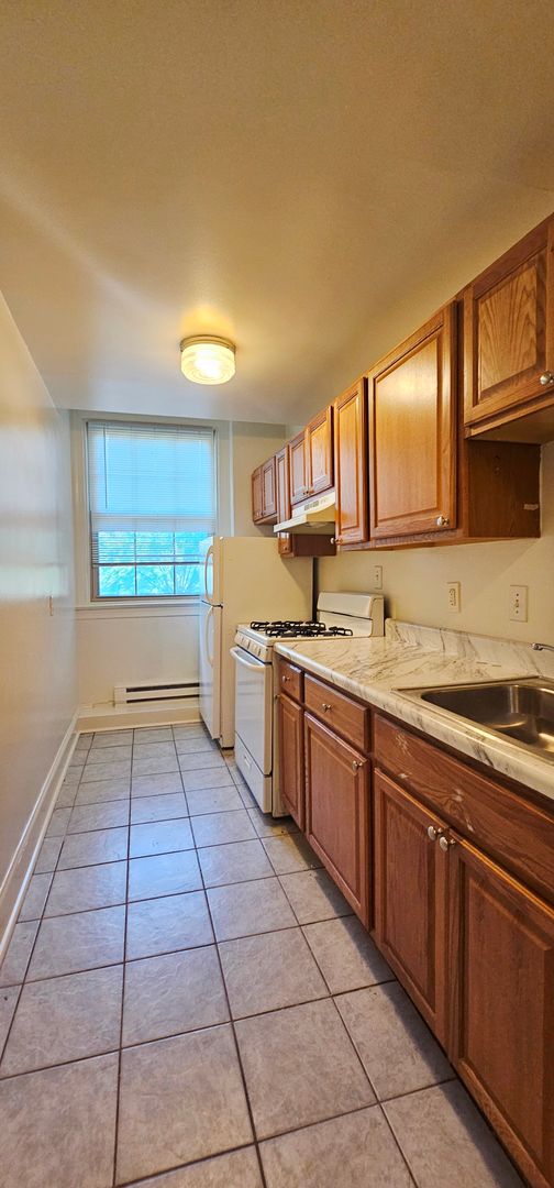 Chadford Apartments