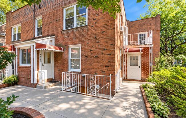 4 beds, 2 baths, 2,080 sqft, $8,500