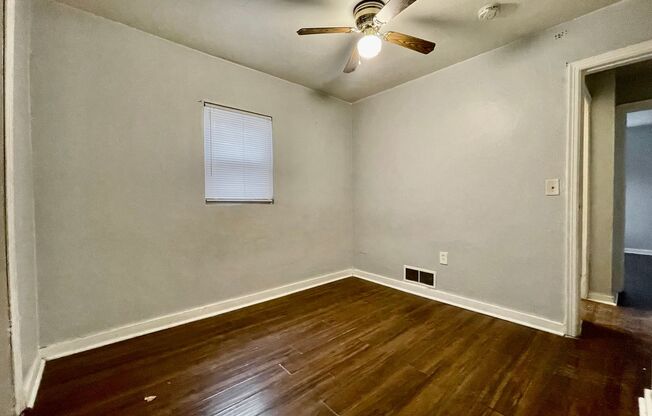 2 beds, 1 bath, $1,650