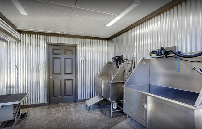 Canyon and Knox Landing Apartments