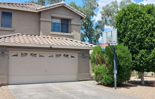 3 Bed / 2 Bath with Loft and Pool