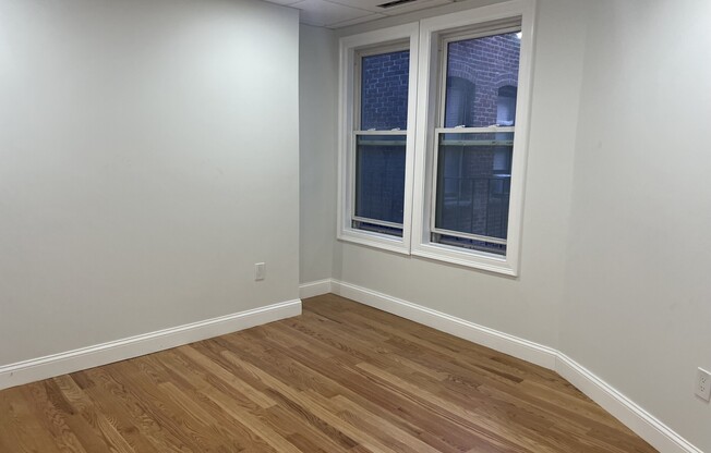 11 HENCHMAN ST