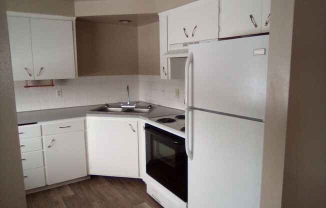 6601-29 N Atlantic St