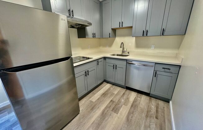 543 Buena Vista Ave West