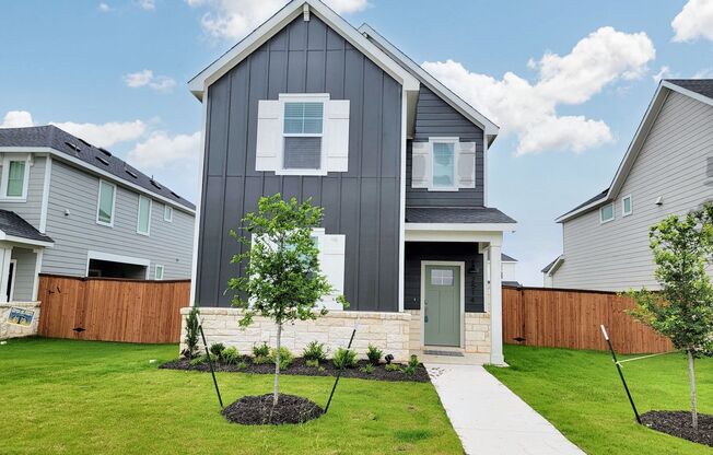 Spacious 4/BR 2.5/BA Retreat with Fenced Yard and Smart Features