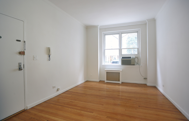 217 E 66 ST