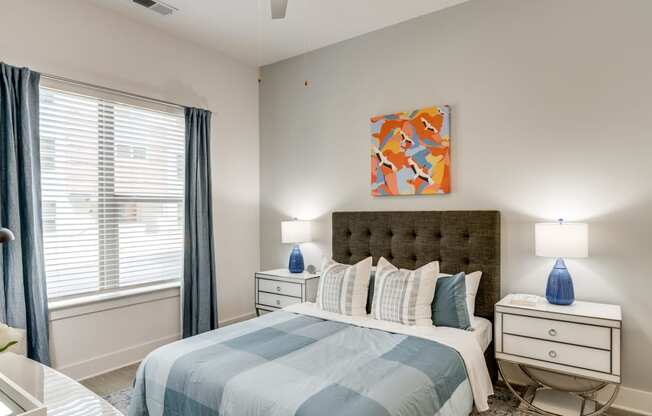 Modern Bedroom at Link Apartments® Grant Park, Georgia, 30312