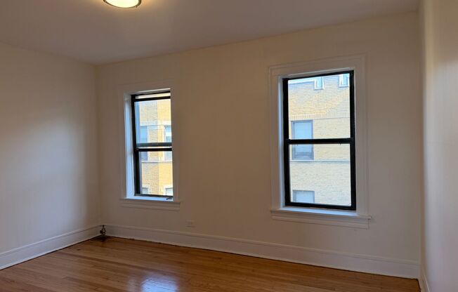 The Flats on Damen