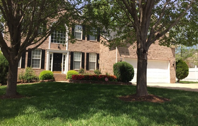 Beautiful Five Bedroom Home located in Ballantyne!