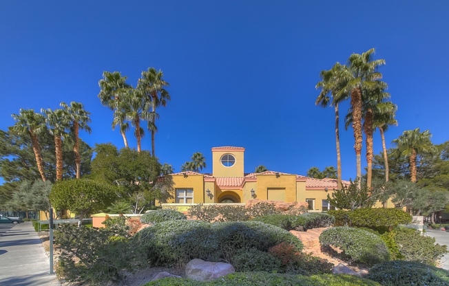 1 bed, 1 bath, $2,195, Unit # 229