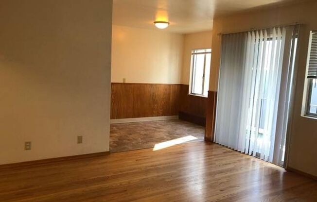 1 bed, 1 bath, $2,050, Unit 104