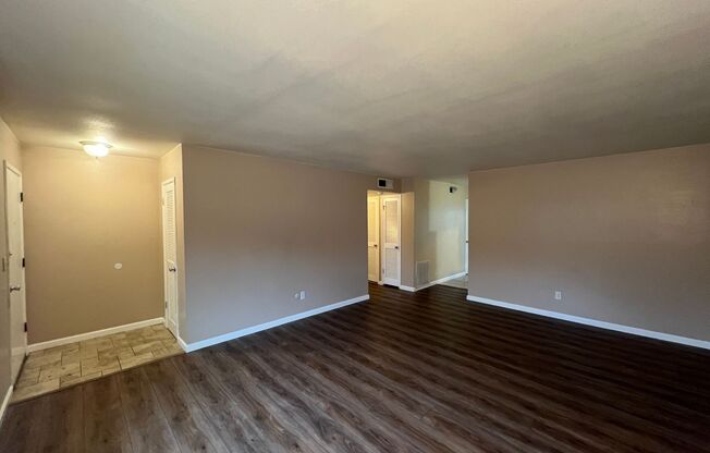 2 beds, 2 baths, $1,850, Unit # 29