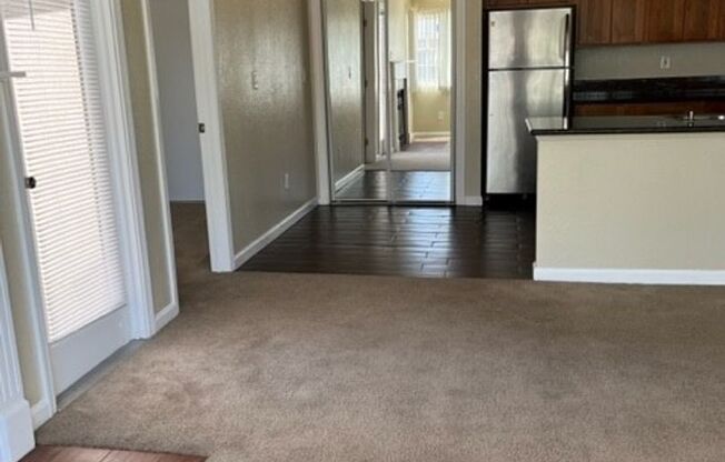 2 beds, 1 bath, 825 sqft, $1,830, Unit 220