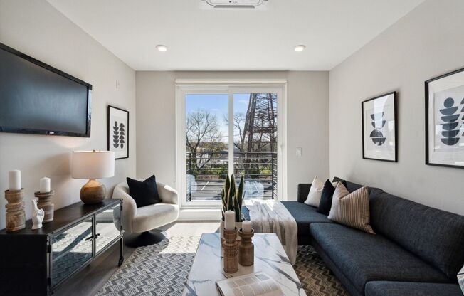 1 bed, 1 bath, 610 sqft, $1,545, Unit D205