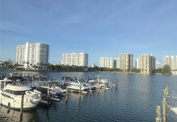 18021 BISCAYNE BLVD
