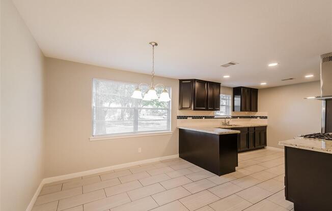 5702 FONTENELLE DR