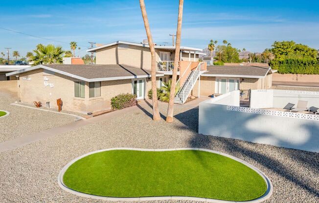 3702,3710, 3718 E Glenrosa Ave
