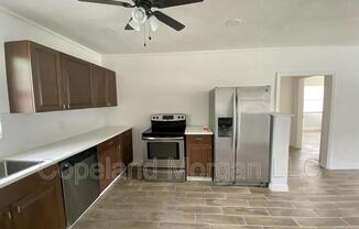 1334 LAKEVIEW RD