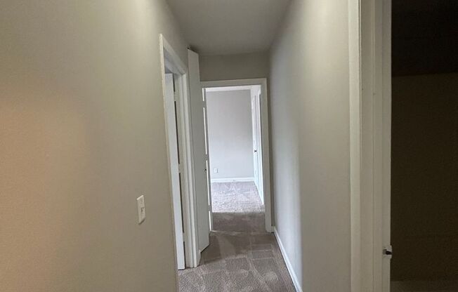 2 beds, 2.5 baths, 1,339 sqft, $1,149, Unit 613