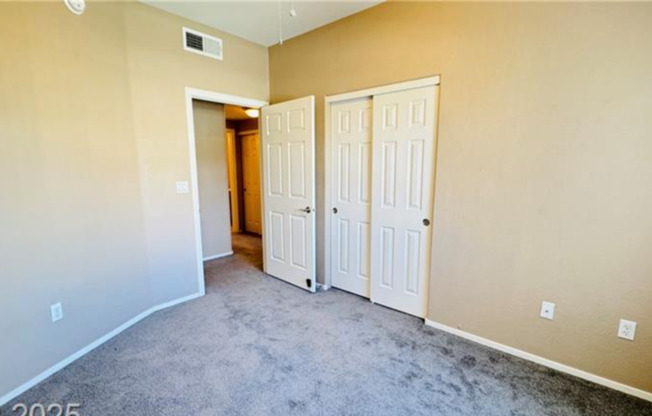 2 beds, 2 baths, $1,745, Unit UNIT 3214