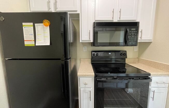 1 bed, 1 bath, 652 sqft, $1,225, Unit #414