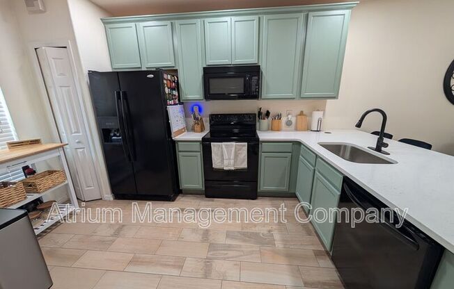 2241 TRILLIUM PARK LN