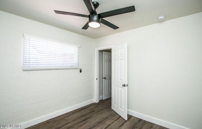 MOVE IN SPECIALS,  INTERESTED? Located in the historic downtown district.