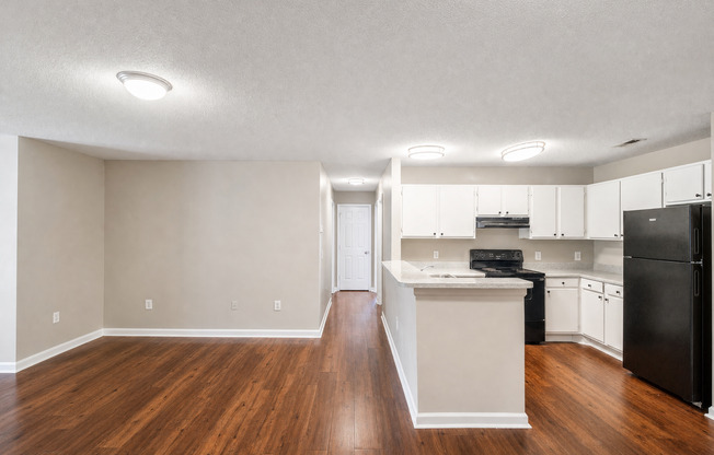 3 beds, 2 baths, 1,151 sqft, $1,095, Unit 208