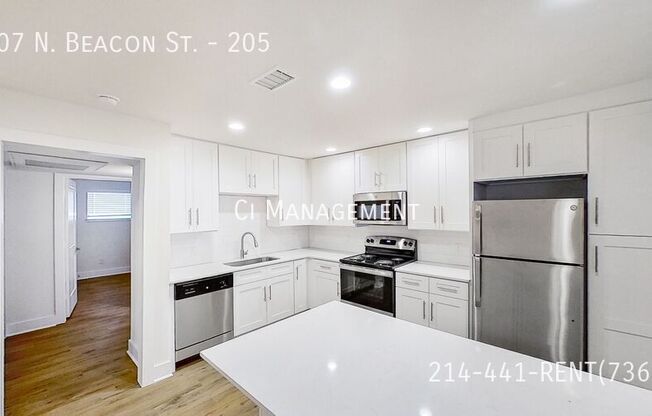 907 N BEACON ST