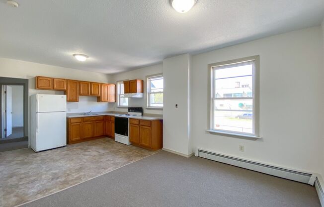 9-17 Webster St / Jess Properties, LLC