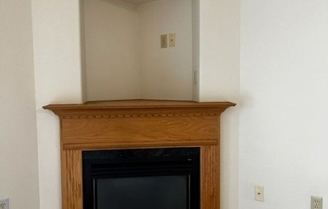 3 beds, 2 baths, 1,328 sqft, $1,955, Unit 54682