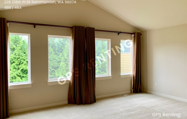 Available Now! Spacious 4BR Home in Pine Meadows (Sammamish)