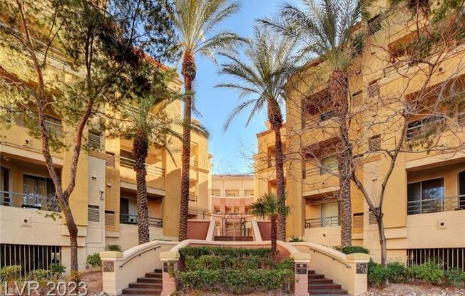 270 East FLAMINGO Road