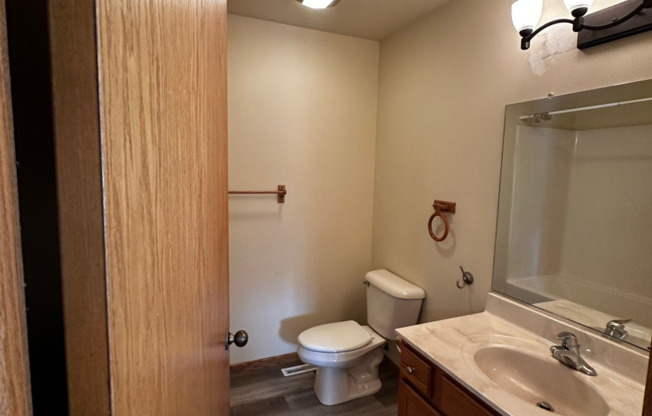 3 beds, 2 baths, $1,475