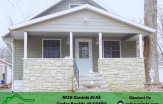 1038 DANIELS ST NE
