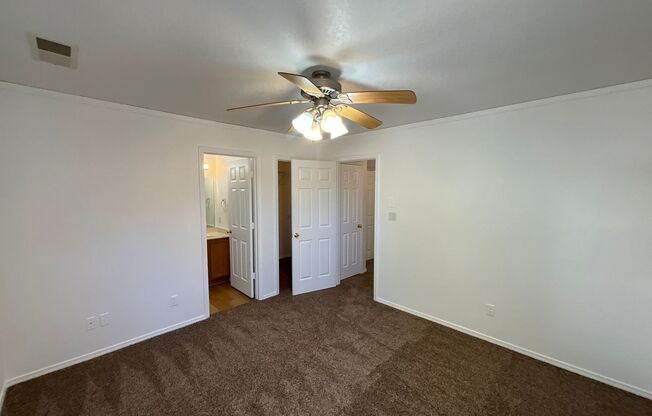 3 beds, 2 baths, $1,650