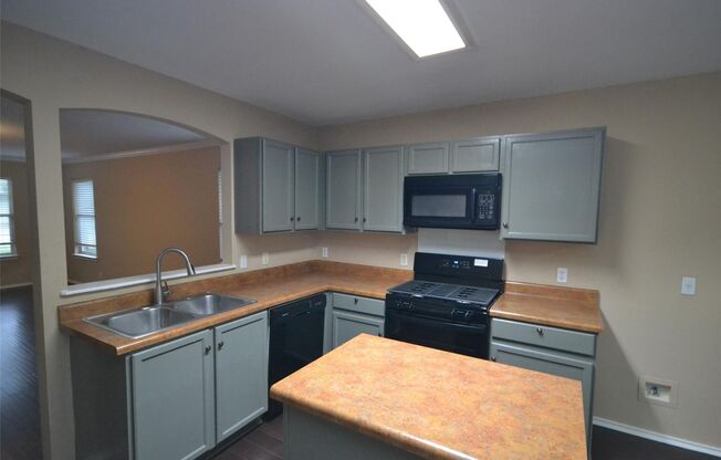 3 Bedroom, 2 Bath in Carriage Hills - Cedar Park