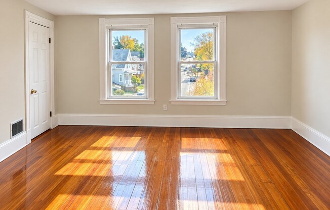 2 beds, 1 bath, 1,000 sqft, $2,500, Unit 3