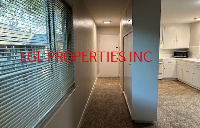 1 bed, 1 bath, 800 sqft, $1,250, Unit D