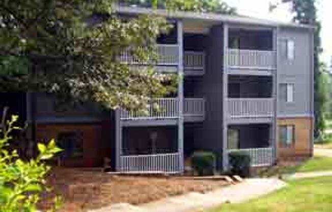 Pine Knoll Apartments