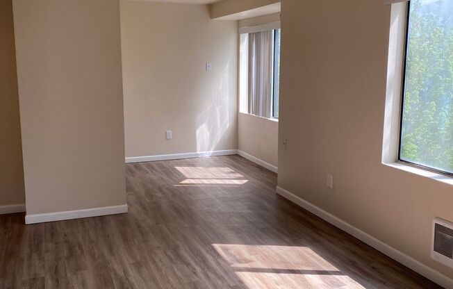 First Hill Apartments