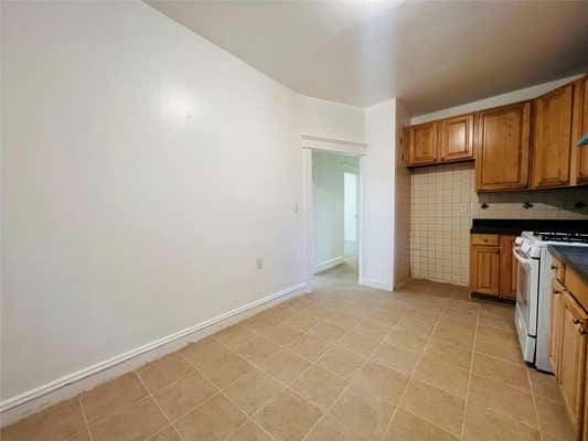 3 beds, 1 bath, 1,025 sqft, $3,400, Unit 1