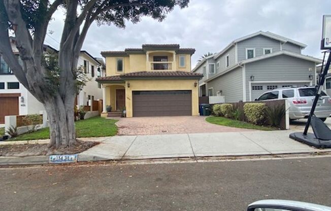 South Redondo - Spacious 4 Bedroom 4.5 Bathroom