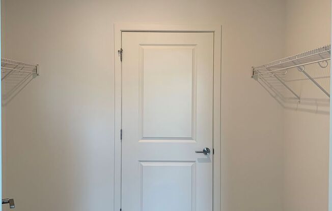 1 bed, 1 bath, 739 sqft, $2,195, Unit 409