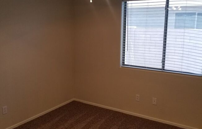 AVAILABLE NOW IN ESTRELLA MOUNTAIN RANCH!!!