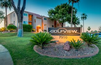 Fully Furnished 2 bed 2 bath condo in the Heart of Scottsdale