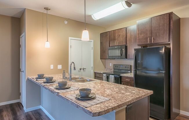 1 bed, 1 bath, 675 sqft, $1,035, Unit 210